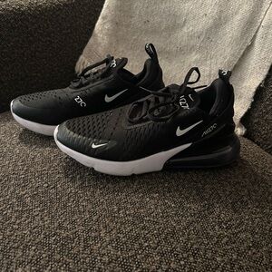 Women’s Air Max 270